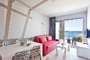 03-apartments-ryansibiza-2-bedroom-seaview-001.jpg